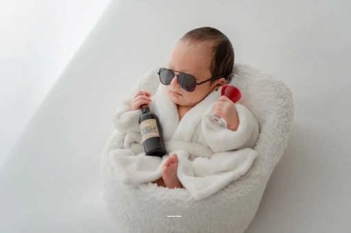 梧州孕妇肚脐眼突出来